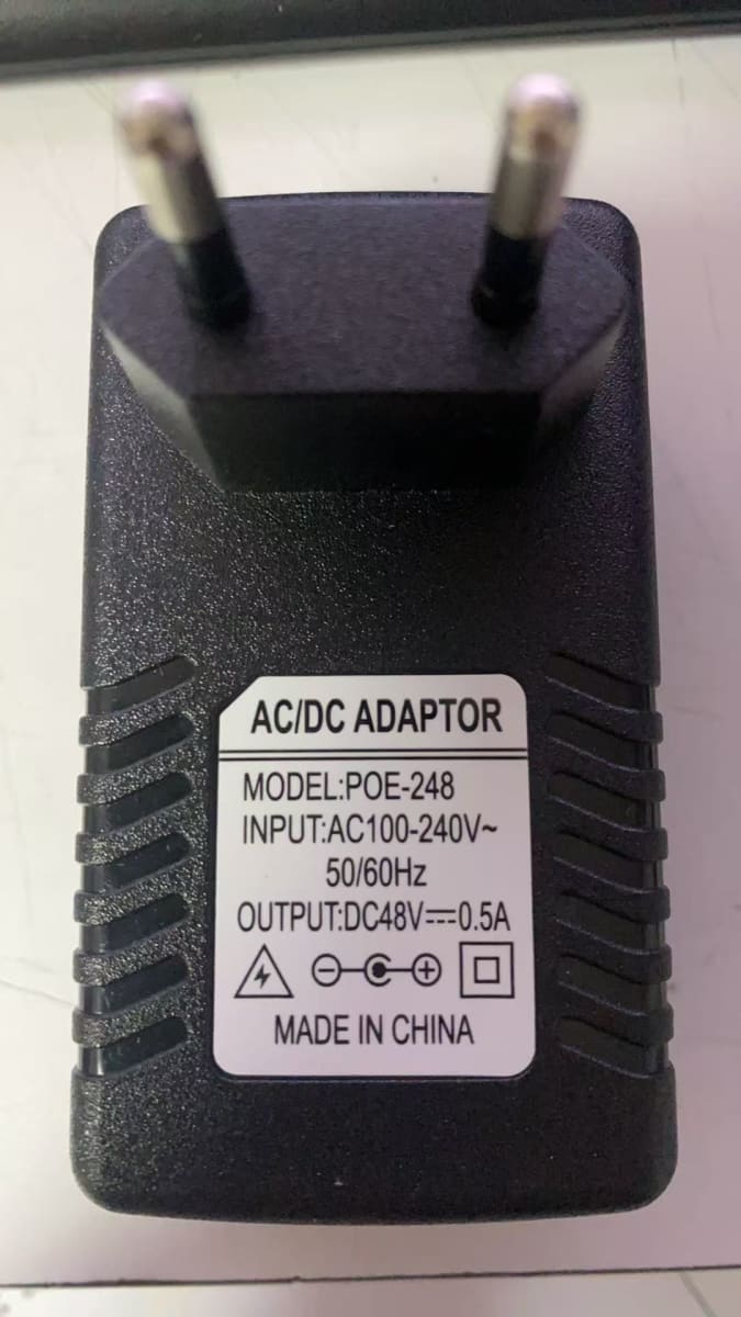 Adaptador Inyector PoE de 1 Puerto